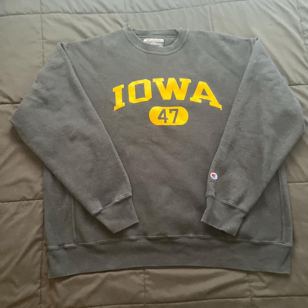 Vintage Iowa Hawkeyes Sweatshirt Reverse Weave 90s Champion